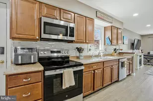 1615 Ruxton Rd, Edgewater, MD 21037 - Photo 14