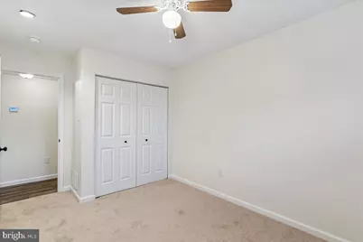 327 Walton Avenue, Brooklyn, MD 21225 - Photo 12