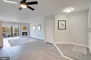 7042 Harbour Village Ct, Annapolis, MD 21403 - Photo 6