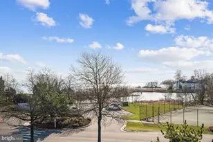 2108 Chesapeake Harbour Dr, Annapolis, MD 21403 - Photo 2