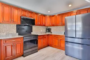 8039 Stone Haven Dr, Glen Burnie, MD 21060 - Photo 24