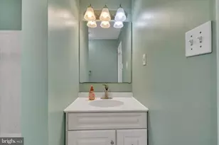 319 School Ln, Linthicum Heights, MD 21090 - Photo 30