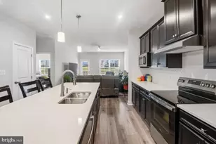 7517 Matapeake, Glen Burnie, MD 21060 - Photo 6