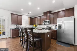 8280 Hickory Hollow Dr, Glen Burnie, MD 21060 - Photo 8