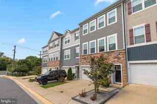 1010 Tuscany Ln, Severn, MD 21144 - Photo 2