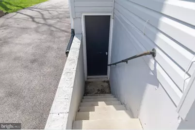 211 N Hammonds Ferry Road, Linthicum Heights, MD 21090 - Photo 34