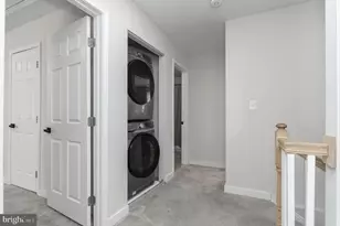 211 N Hammonds Ferry Rd, Linthicum Heights, MD 21090 - Photo 30