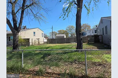 205 Hollywood Court, Glen Burnie, MD 21060 - Photo 4
