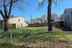 205 Hollywood Ct, Glen Burnie, MD 21060 - Photo 4