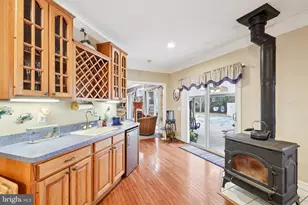 54 Dayton Dr, Pasadena, MD 21122 - Photo 14