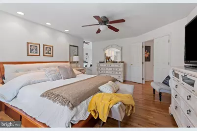 301 Sturtons Lane, Pasadena, MD 21122 - Photo 16