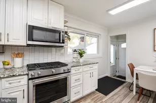 10 Idlewood St, Glen Burnie, MD 21061 - Photo 12