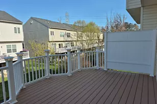 7525 Stonehouse Run Dr, Glen Burnie, MD 21060 - Photo 8