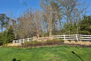 7525 Stonehouse Run Dr, Glen Burnie, MD 21060 - Photo 2