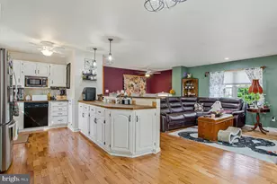 321 Maryland Ave, Pasadena, MD 21122 - Photo 8