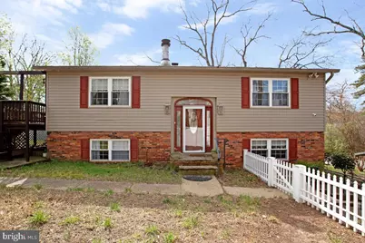 321 Maryland Avenue, Pasadena, MD 21122 - Photo 1