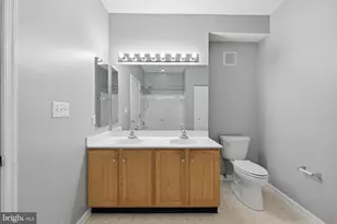 2402 Chestnut Terrace Ct, Odenton, MD 21113 - Photo 16