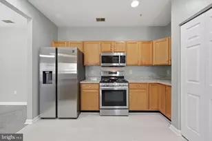 2402 Chestnut Terrace Ct, Odenton, MD 21113 - Photo 4