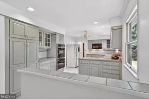 700 N Holly Dr, Annapolis, MD 21409 - Photo 8