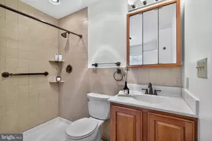 700 N Holly Dr, Annapolis, MD 21409 - Photo 20