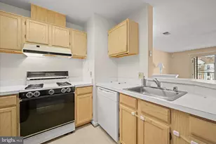 3553 Floating Leaf Ln, Laurel, MD 20724 - Photo 16