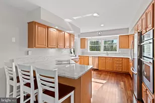 591 Pinedale Dr, Annapolis, MD 21401 - Photo 4