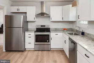 2 Silopanna Ct, Annapolis, MD 21403 - Photo 2