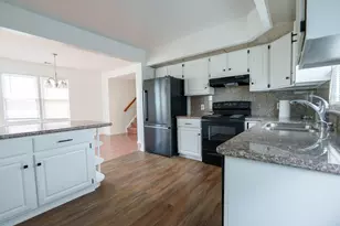 829 Shore Dr, Edgewater, MD 21037 - Photo 8