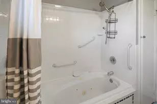 4 Cedar Hill Rd, Baltimore, MD 21225 - Photo 12