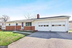 723 207th St, Pasadena, MD 21122 - Photo 2