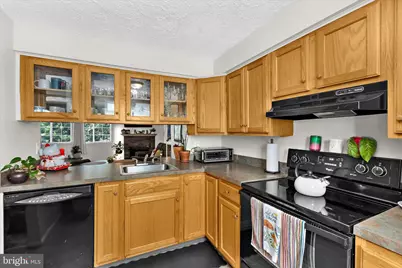 3622 Chadwick Court, Pasadena, MD 21122 - Photo 4