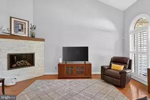 336 Colony Point Pl, Edgewater, MD 21037 - Photo 10