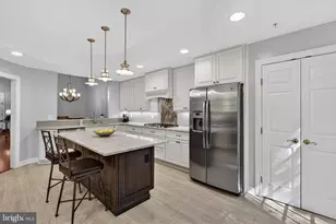 336 Colony Point Pl, Edgewater, MD 21037 - Photo 16