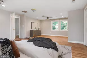 720 Hyde Park Dr, Glen Burnie, MD 21061 - Photo 24