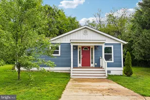 703 Cedar Ave, Glen Burnie, MD 21061 - Photo 2