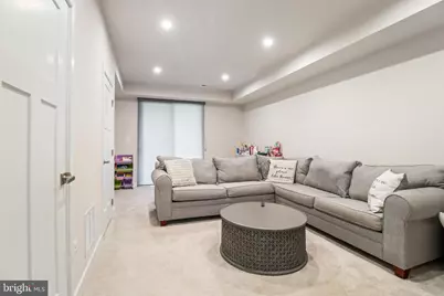 646 Lakemont Drive, Glen Burnie, MD 21060 - Photo 10