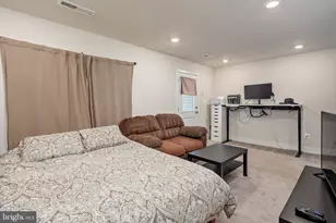 618 Chalcedony Ln, Glen Burnie, MD 21060 - Photo 10