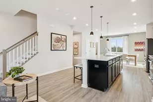 2027 Twisted Oak Pl, Hanover, MD 21076 - Photo 4