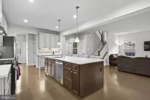 405 Francis court, Millersville, MD 21108 - Photo 6