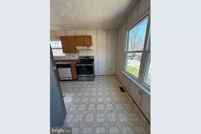 501 Glen Heights Avenue, Glen Burnie, MD 21061 - Photo 4