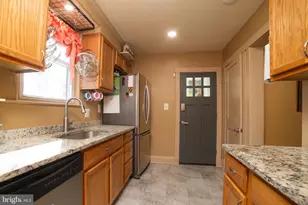 15 Georgia Ave NW, Glen Burnie, MD 21061 - Photo 8