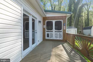 1221 Cedar Ln, Edgewater, MD 21037 - Photo 46