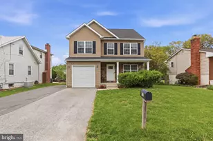 821 N Broadview Blvd, Glen Burnie, MD 21061 - Photo 2