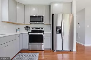 821 N Broadview Blvd, Glen Burnie, MD 21061 - Photo 14
