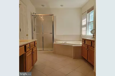 811 Lamoka Drive, Odenton, MD 21113 - Photo 32
