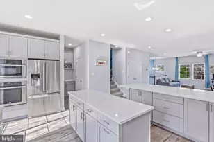623 Clear Blue Ln, Pasadena, MD 21122 - Photo 10