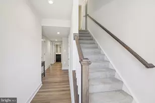 133 Woodgate Cir, Pasadena, MD 21122 - Photo 4