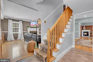 1721 Urby Dr, Crofton, MD 21114 - Photo 4