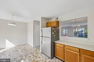 2558 Ambling Cir, Crofton, MD 21114 - Photo 22