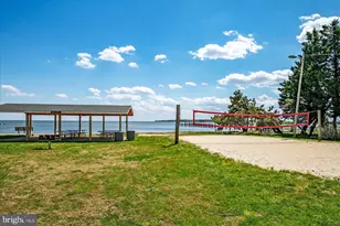 520 Harbor Dr, Annapolis, MD 21403 - Photo 14